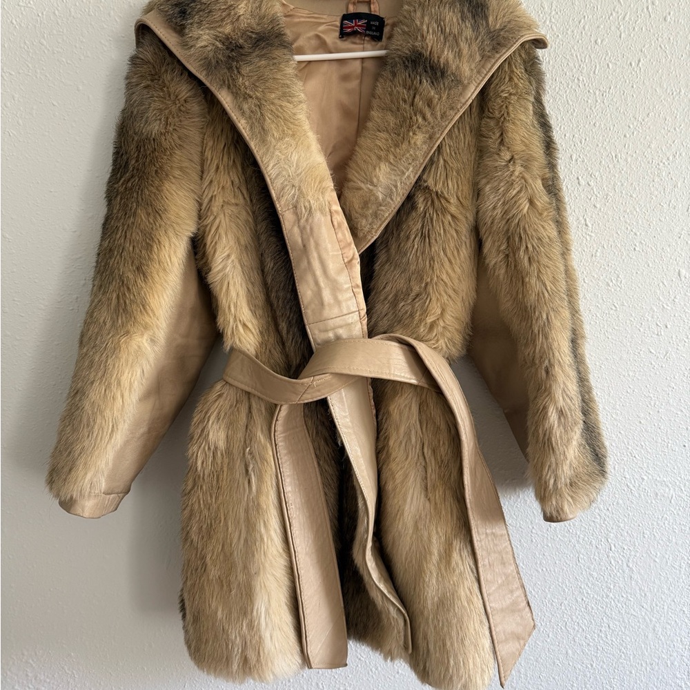 Vintage London Leathers by Lilli Ann Luxurious Faux Fur Coat in Tan